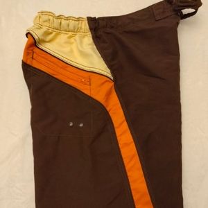 No boundaries men swim trunks. 32/34